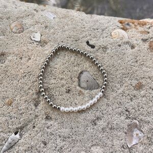 Silver and Pearl Bracelet